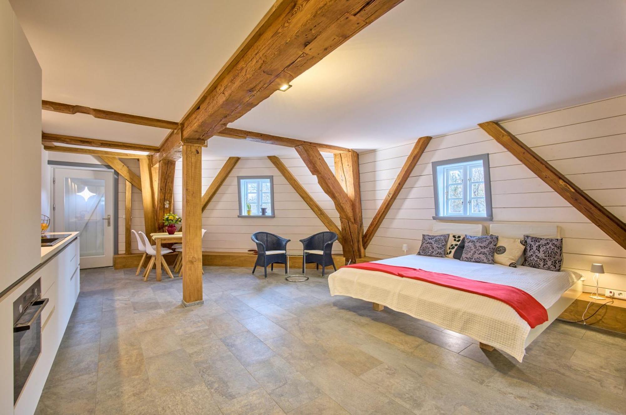 Moderne Ferienwohnungen In Einer Muehle Im Zentrum Flensburgs Rum bild